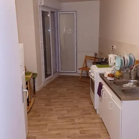 Apparemment Meuble Au Centre-ville Апартаменты